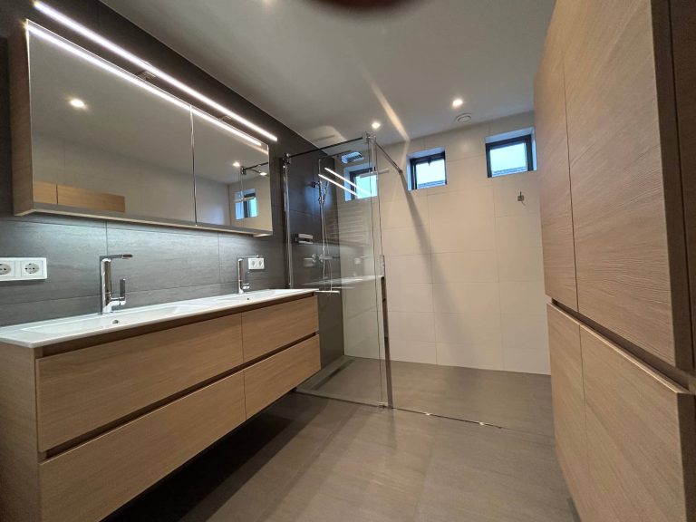 Nieuwe badkamer in Best