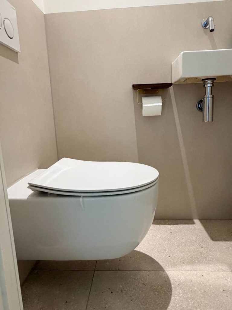 Hangend toileten zwevende wasbak